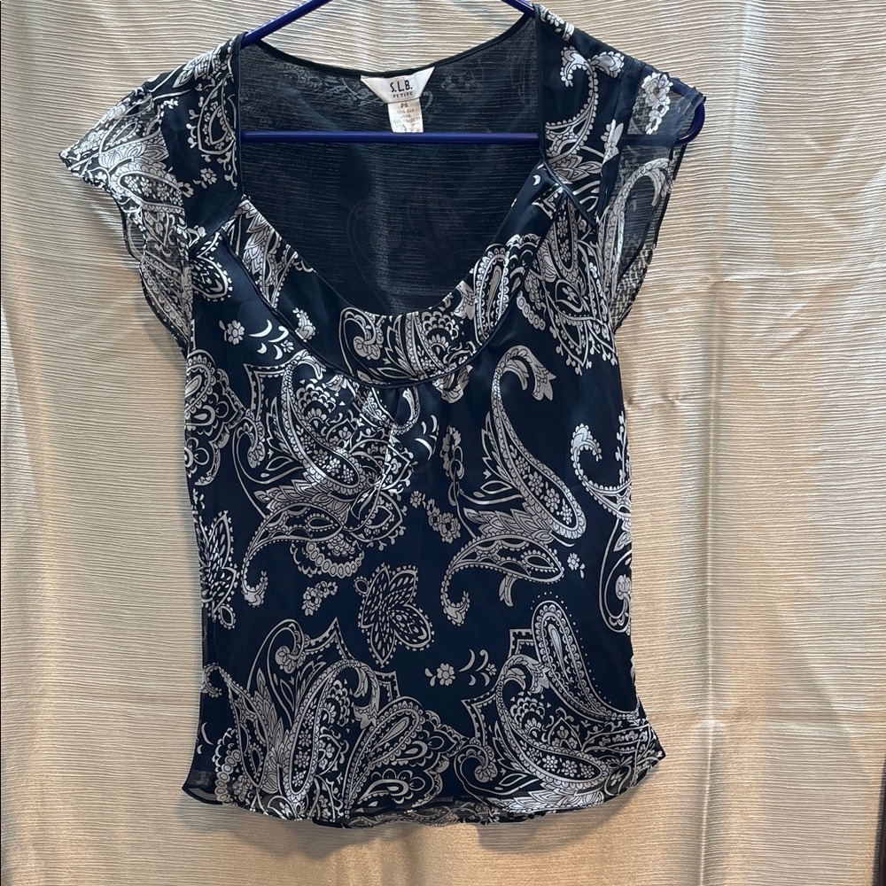 SLB Navy Paisley Cap-Sleeve Scoop Neck Blouse